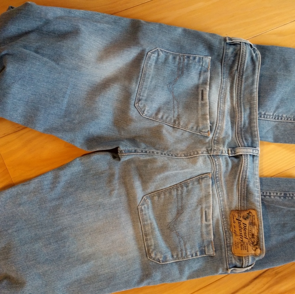 Diesel Lowky jeans. Light blue 29